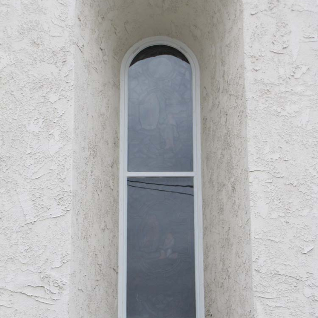 23